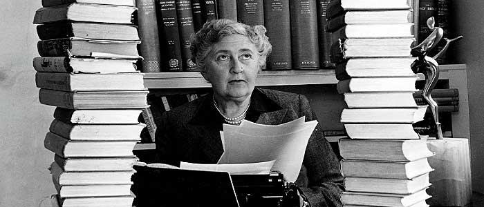Agatha Christie'nin Hayatı