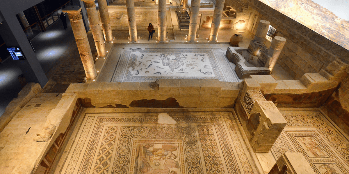 Zeugma’dan Çıkartılan Tarihi Eserler